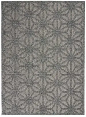 Gray rug with intricate star patterns