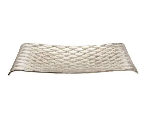 Silver mesh sheet with diamond pattern