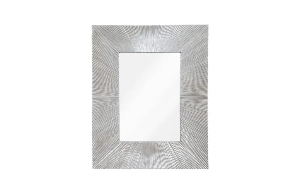 Elegant mirror featuring a metallic border