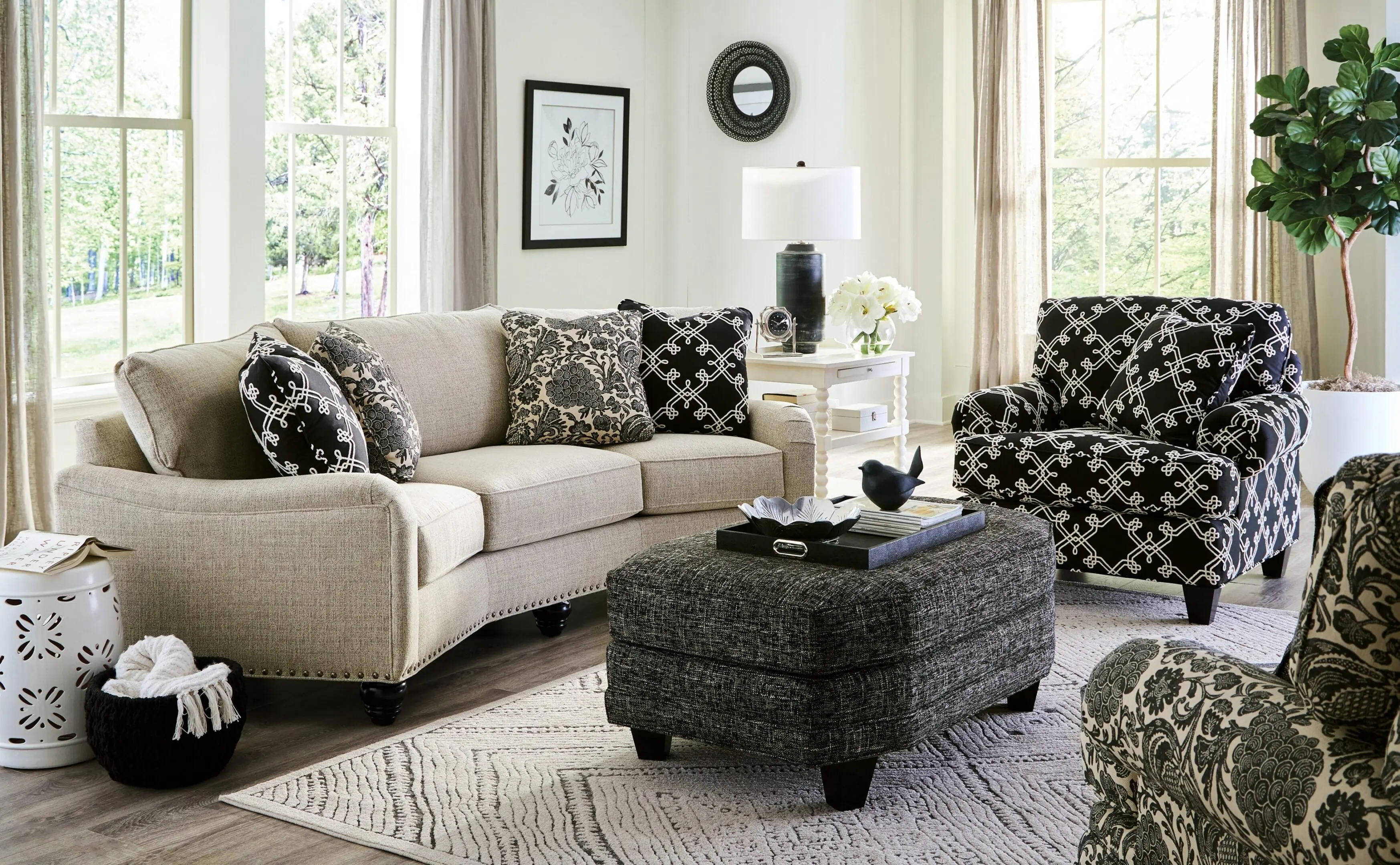 C9 Conversation Sofa - Image 4