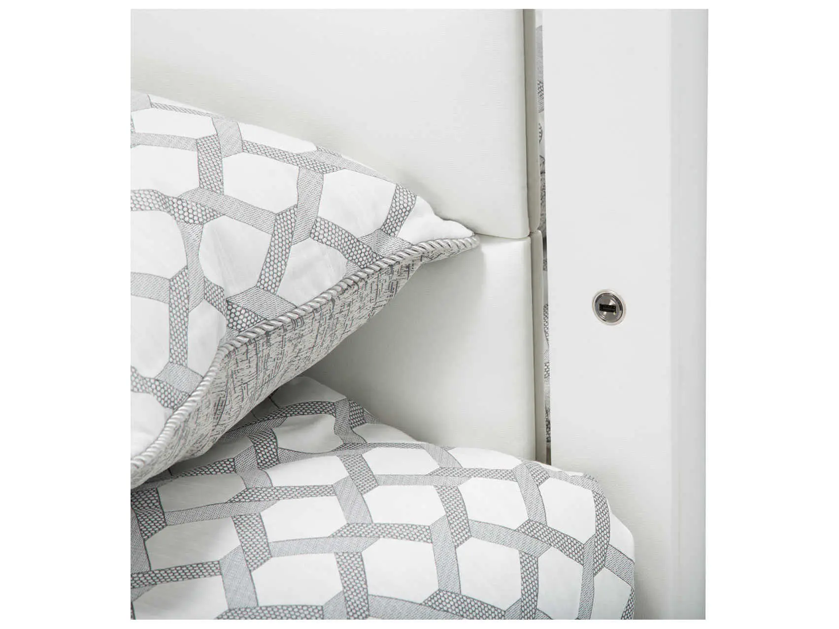 State Street King Bed - Image 3